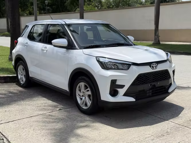 Toyota Raize 2022 Automatico a solo $12,900 - Imagen 2