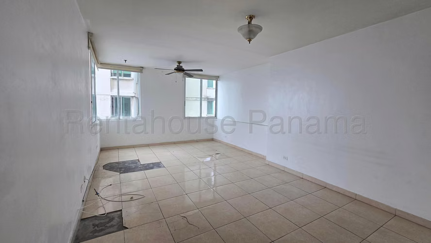 Céntrico Apartamento en Venta en Edison Park 27PPM1761