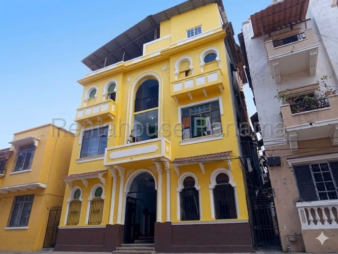 VENTA DE EDIFICIO EN CASCO ANTIGUO  - DARIEN