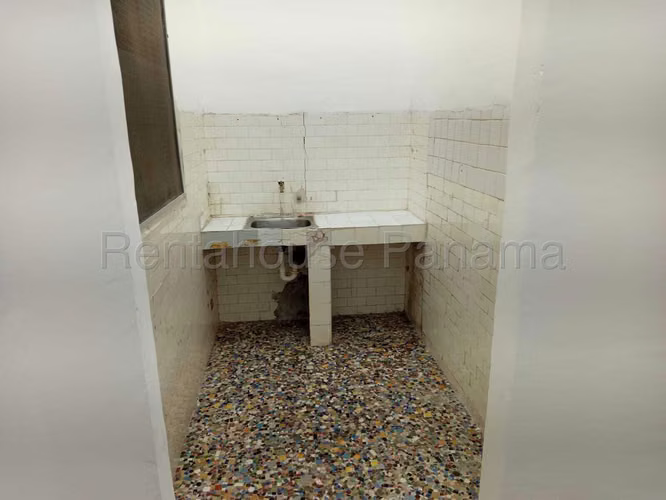 VENTA DE EDIFICIO EN CASCO ANTIGUO  - DARIEN
