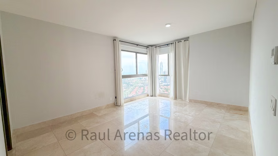 Venta – PH GreenGarden, Santa María