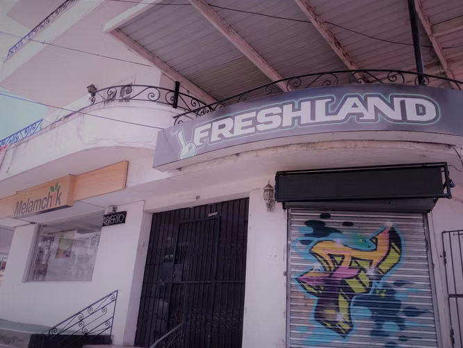 VENTA DE EDIFICIO EN BELLAVISTA  - CASA BLANCA