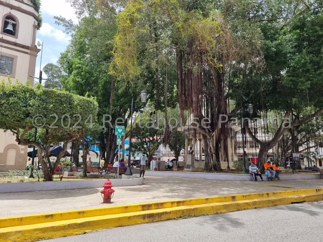 VENTA DE EDIFICIO EN SANTA ANA  - CASA GALICIA