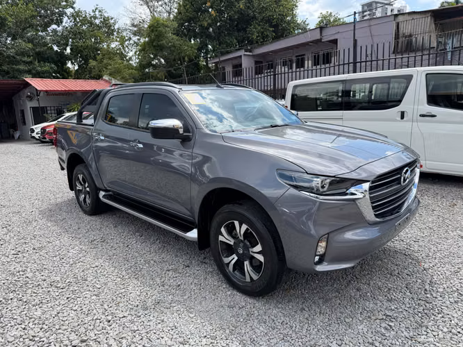 Mazda BT-50 2022