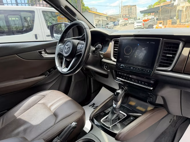 Mazda BT-50 2022 - Imagen 16