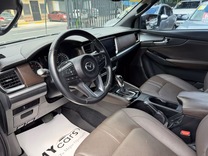 Mazda BT-50 2022 - Imagen 10