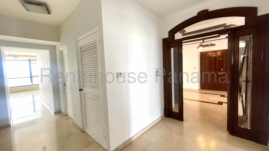Venta de Exclusivo Apartamento de Lujo Frente al Mar en Av Balboa 27*1756Mfk - Imagen 17
