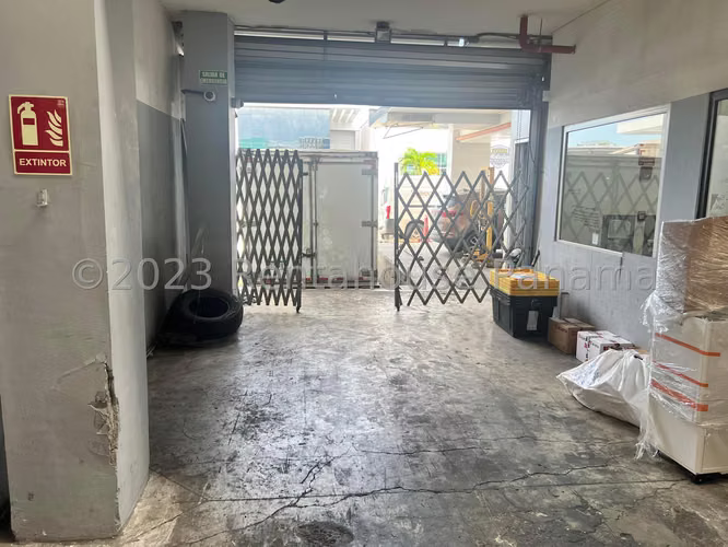 VENTA DE GALERA PARQUE LEFEVRE GM - Imagen 8