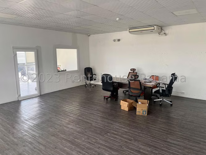 VENTA DE GALERA PARQUE LEFEVRE GM - Imagen 7