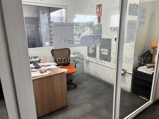 VENTA DE GALERA PARQUE LEFEVRE GM - Imagen 5