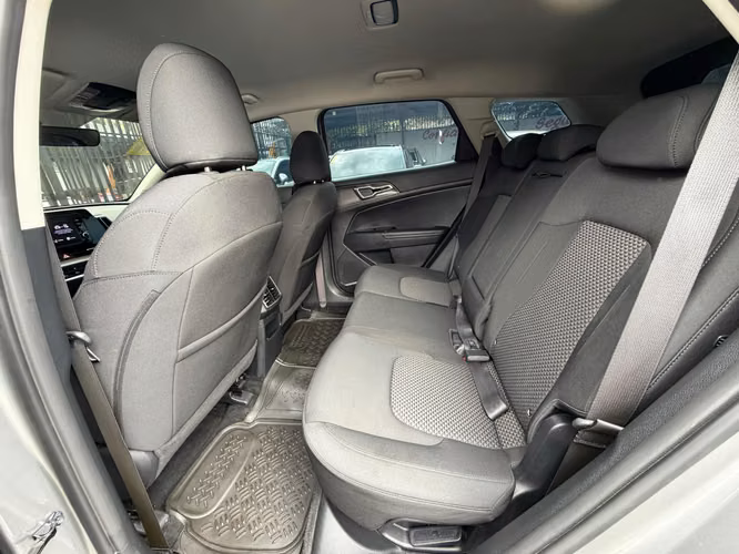 Kia Sportage 2023 - Imagen 17