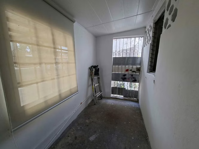 En venta amplia casa en Chanis #26-8970GE