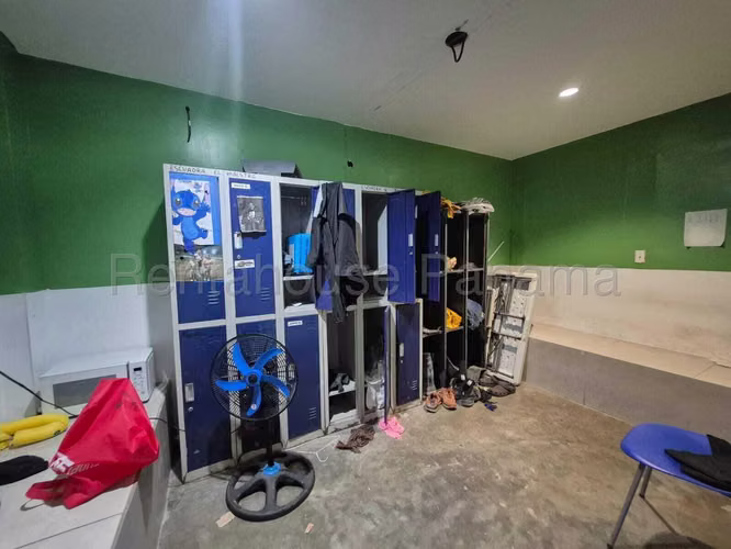 Galera de 618 m² en venta / Mañanitas / Con Andén de Carga y Oficinas / Cod. 27-1818 AGPM