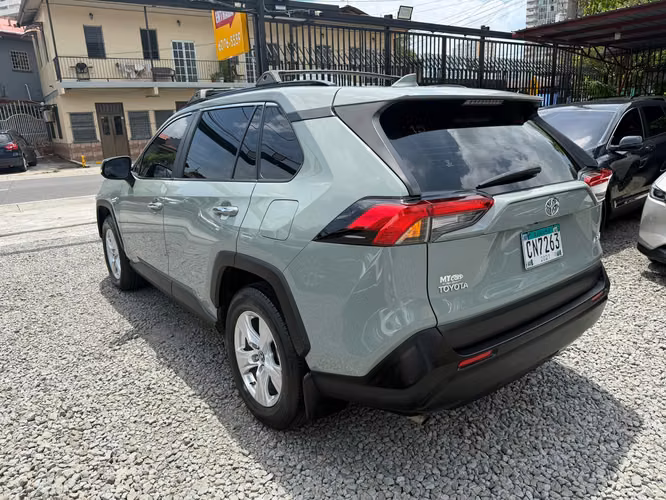 Toyota RAV4 2019 - Imagen 6