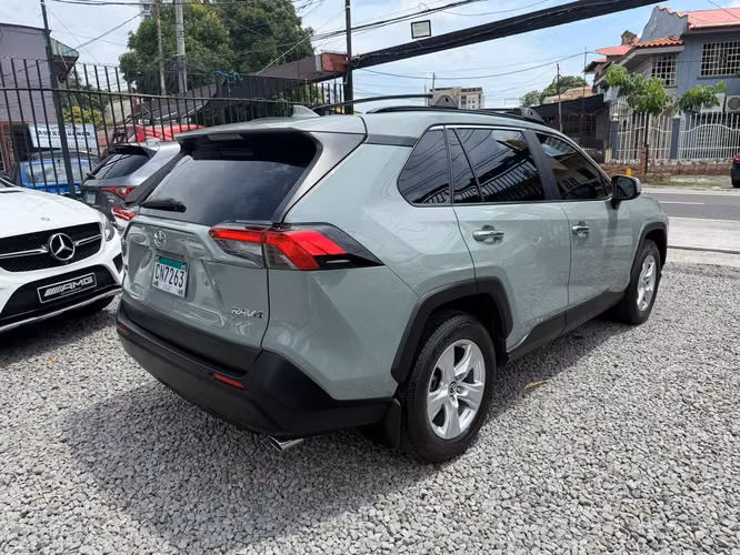 Toyota RAV4 2019 - Imagen 5