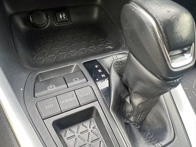 Toyota RAV4 2019 - Imagen 8