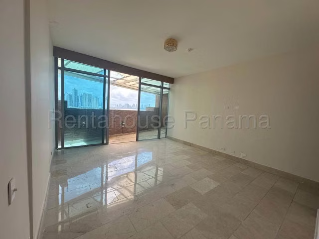 Se vende apartamento con vista al mar en Punta Pacífica - Imagen 10