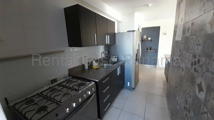 Alquiler de Apartamento Amoblado en Carrasquilla DPV - Imagen 4