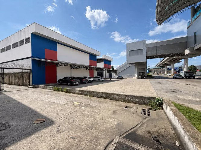 Venta de Galera en Las Mañanitas, 1,940m² de terreno y 2,334m² de construcción