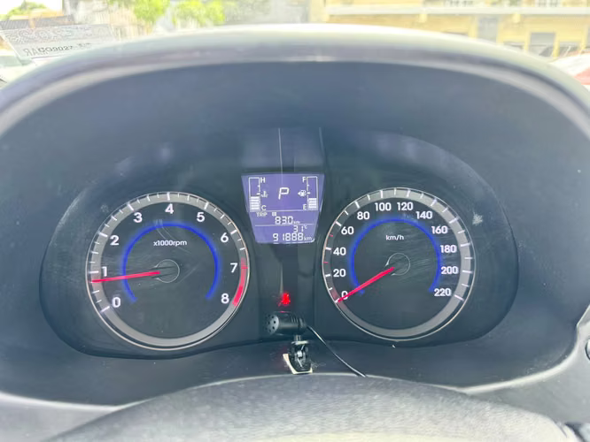 Hyundai Accent 2018 - Imagen 14
