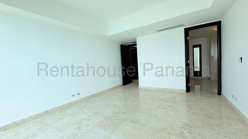 Se vende apartamento de 207 mts en exclusivo PH en Punta Pacífica - Imagen 9
