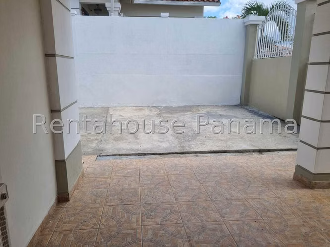 Alquiler Casa Brisas del Golf - YD