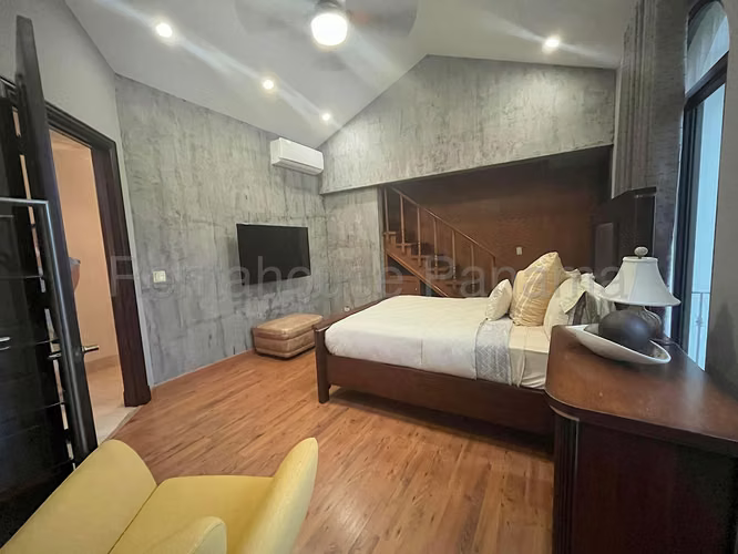Vendo Casa en Costa del Este LC27-907