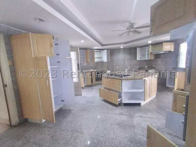 Vendo Casa en Paitilla LC23-7652