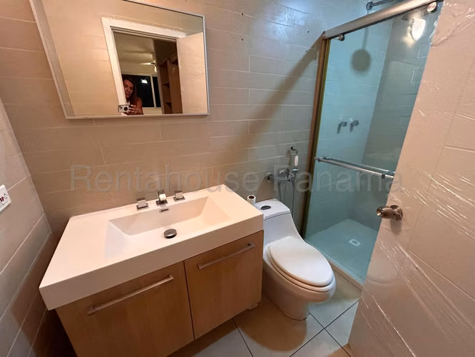 Alquiler Apartamento Punta Pacífica - YD