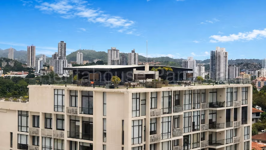 Se Vende Apartamento en Coco del Mar MDV27-1782