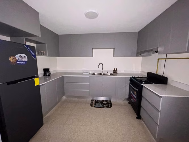 Alquiler hermosos apartamento full amoblado en Marbella - Imagen 2