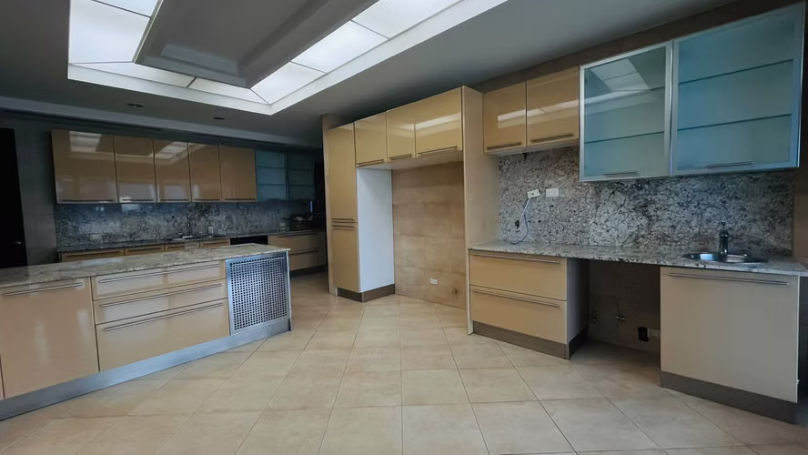 Exclusividad Frente al Mar | 490 m² de Lujo en Ten Tower, Costa del Este - Imagen 10