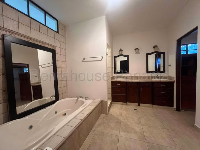 ALQUILER DE CASA EN CASA ALBROOK HQ - Imagen 16