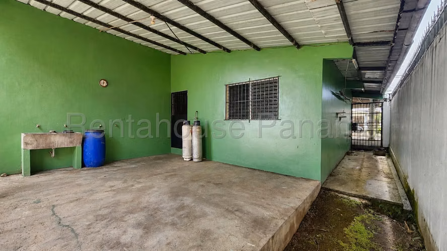 VENTA DE CASA EN CASA LAS CUMBRES HQ - Imagen 17