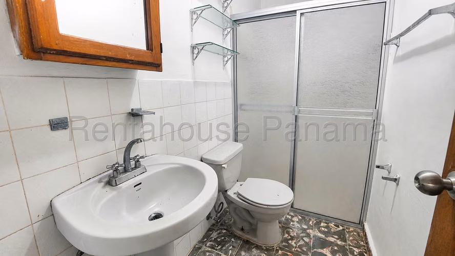 VENTA DE CASA EN CASA LAS CUMBRES HQ - Imagen 13