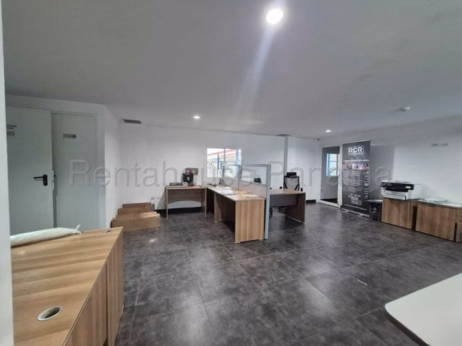 VENTA DE GALERA EN DOS CAMINOS LAS MANANITAS HQ - Imagen 17