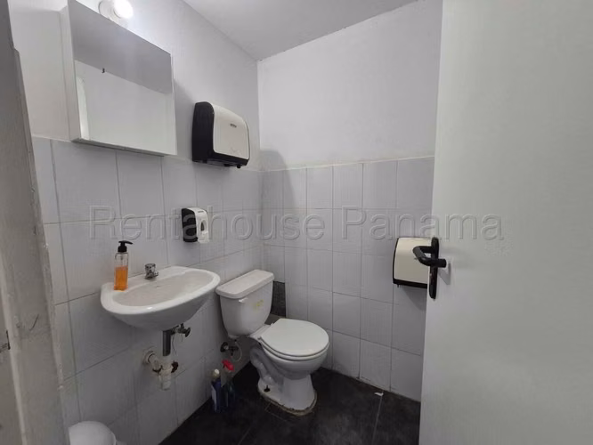 VENTA DE GALERA EN DOS CAMINOS LAS MANANITAS HQ - Imagen 10