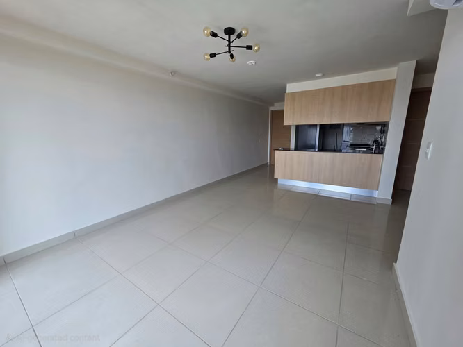 Se alquila apartamento en Vía españa - Imagen 6