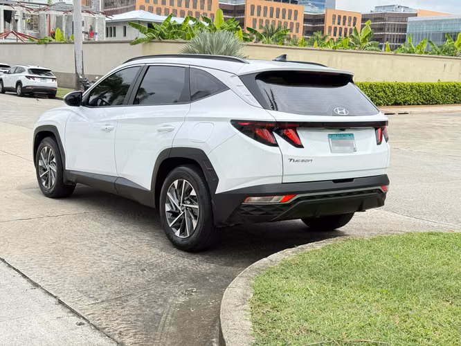 Hyundai Tucson 2023 Full Extras a solo $21,900 Negociable - Imagen 3