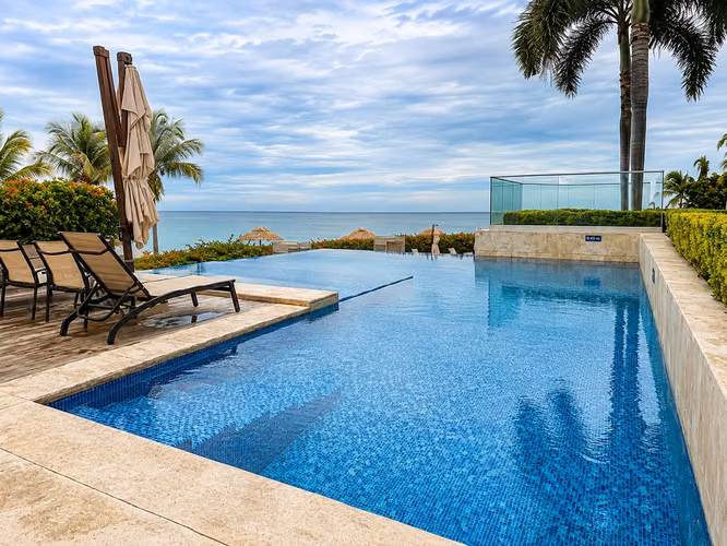 Venta de apartamento en Playa Blanca PH Lighthouse Beach Tower