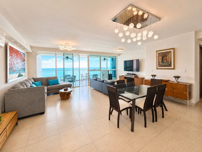 Venta de apartamento en Playa Blanca PH Lighthouse Beach Tower