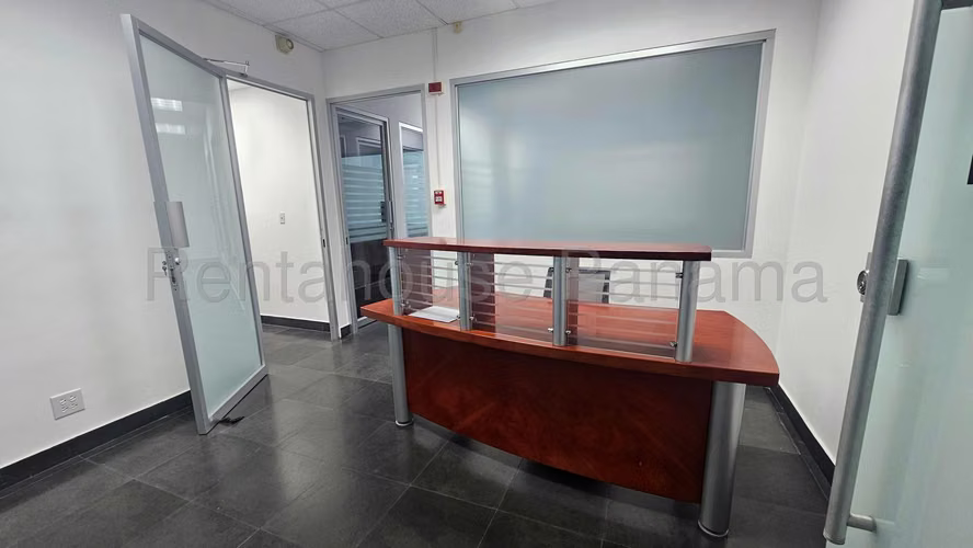 Alquiler de Oficina en Calle 50 Torre Global EC