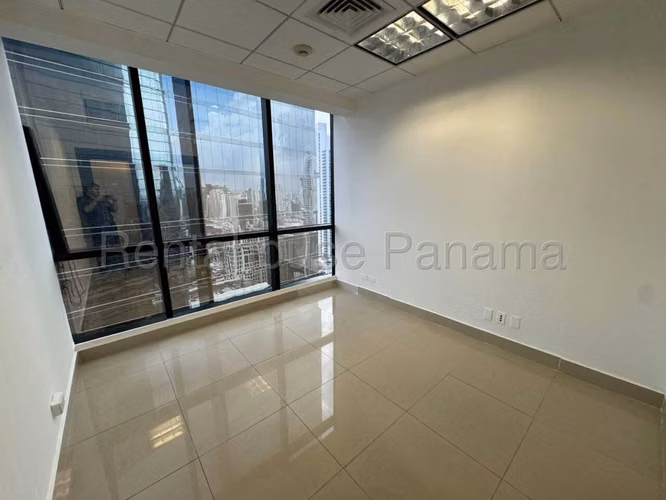 Alquiler de Oficina en Calle 50 Plaza Banco General EC - Imagen 7