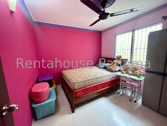 Venta de Casa en Altos de Panamá KC