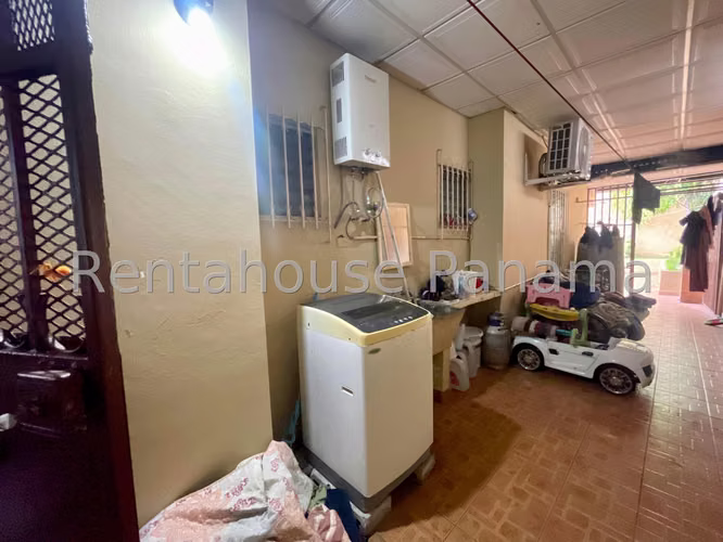 Venta de Casa en Altos de Panamá KC