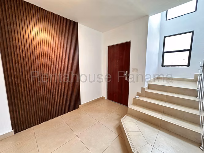 Venta de Casa en Paseo del Norte Olympus KC
