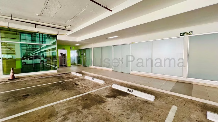 Local Comercial en Alquiler enAlbrook  JG - Imagen 4