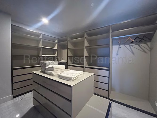 Vendo Apartamento en Paitilla OF26-8209 - Imagen 8