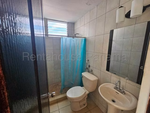 ALQUILER  DE APARTAMENTO EN VIA ESPAÑA - Imagen 4