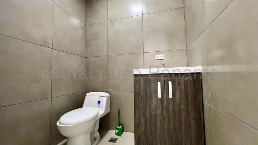 ALQUILER DE OFICINA EN PAITILLA